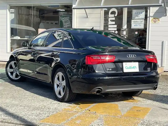 アウディ Ａ６ 2．8 FSI クワトロ 神奈川県 2014(平26)年 7.3万km 黒 純正HDDナビ/　（CD・DVD・Bluetooth）/フルセグTV/黒革シート/前席パワーシート/前席シートヒーター/パーキングアシスト/全方位カメラ/コーナーセンサー/BOSEサウンド/クルーズコントロール/ETC/スマートキー×2/保証書/取扱説明書