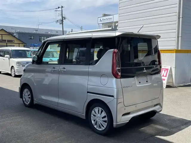 三菱 ｅＫスペース G 宮城県 2020(令2)年 2.2万km スターリングシルバーM 社外メモリーナビ/フルセグTV/(CD/BT)/バックカメラ/e-アシスト/・衝突被害軽減ブレーキアシスト/・踏み間違い衝突防止アシスト/・車線逸脱警報システム/・車線逸脱防止支援機能/・オートマチックハイビーム/・ふらつき警報/・前方衝突予測機能/・先行車発進通知/前後コーナーセンサー/片側パワースライドドア/前席シートヒーター/スマートキー/ETC/ライトレベライザー/電動格納式ミラー/保証書/スペアキー