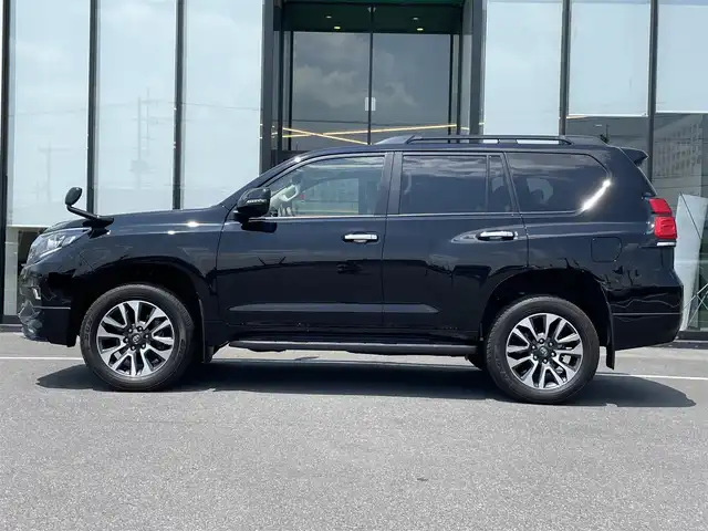 トヨタ ランドクルーザー プラド TX Lパッケージ 茨城県 2023(令5)年 3.2万km ブラック アルパイン製ナビ/【TV・CD・DVD・SD・ラジオ・USB・BT・HDMI】/後席モニター/アルパイン SXH10ST/サンルーフ/ルーフレール/アルパインドラレコ搭載デジタルインナーミラー/DMR-M01R/レーダークルコン/ETC2.0/Bカメラ/前方ドラレコ/前後コーナーセンサー/シートヒーター/エアシート/パワーシート/オートライト/オートハイビーム/Fフォグ/LEDライト/TRDエアロ