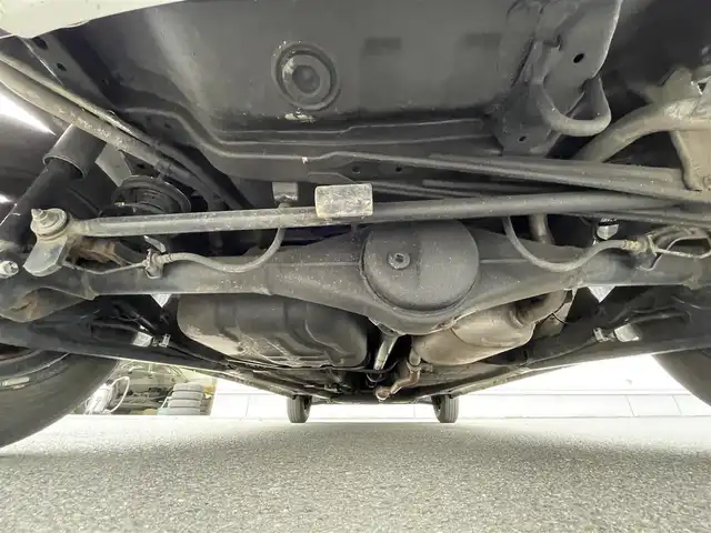 スズキ アルト L 岩手県 2018(平30)年 7.5万km シルキーシルバーメタリック 4WD/レーダーブレーキサポート搭載車/衝突軽減ブレーキ/横滑り防止装置/前席シートヒーター/〇シガーソケット/〇ドアバイザー/〇純正フロアマット/スペアキー/夏タイヤアルミ車載