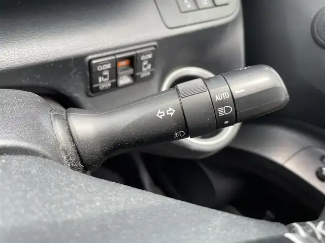 トヨタ シエンタ ハイブリッド ファンベースG セーフティED 熊本県 2020(令2)年 3.8万km ブラックマイカ 純正SDナビ/・AM/FM/CD/DVD/BT/Miracast/・フルセグTV/トヨタセーフティセンス/・プリクラッシュセーフティ/・レーントレーシングアシスト/・クリアランスソナー/・パーキングサポートブレーキ/・ロードサインアシスト/・オートマチックハイビーム/・先行車発進お知らせ機能/クルーズコントロール/TRDエアロ/革巻きステアリング/・ステアリングリモコン/・ステアリングヒーター/革調シートカバー/・シートヒーター（D/N)/前後ドライブレコーダー/社外パワーバックドア/電動格納ミラー/プッシュスタート/両側電動ドドア/社外フロアマット/アルミホイール（SMACK)