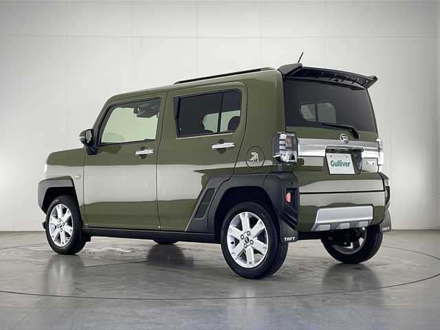 ダイハツ タフト G ターボ クロムベンチャー 宮崎県 2021(令3)年 3.8万km フォレストカーキメタリック ワンオーナー/ガラスルーフ/純正OPルーフスポイラー/スマートアシスト3/コーナーセンサー/純正７インチSDナビ/フルセグTV/CD/DVD/Bluetooth/バックカメラ/シートヒーター/LEDヘッドライト/ETC/純正ナビ一体型ドライブレコーダー/純正15インチAW/アイドリングストップ/スマートキー×２/保証書/取扱説明書