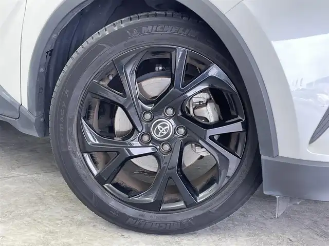トヨタ Ｃ－ＨＲ G モード ネロ 群馬県 2019(平31)年 4.5万km ホワイトパールクリスタルシャイン 純正９インチナビ　バックカメラ　レーダークルーズコントロール　ＬＥＤライト　ＡＨＢ　ハーフレザーシート　シートヒーター　純正１８インチＡＷ　ステアリングリモコン　クリアランスソナー　ＥＴＣ２．０　禁煙