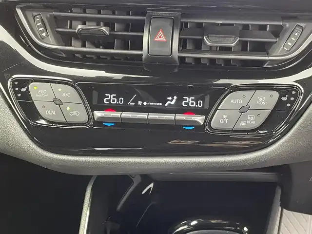トヨタ Ｃ－ＨＲ G モード ネロ 群馬県 2019(平31)年 4.5万km ホワイトパールクリスタルシャイン 純正９インチナビ　バックカメラ　レーダークルーズコントロール　ＬＥＤライト　ＡＨＢ　ハーフレザーシート　シートヒーター　純正１８インチＡＷ　ステアリングリモコン　クリアランスソナー　ＥＴＣ２．０　禁煙