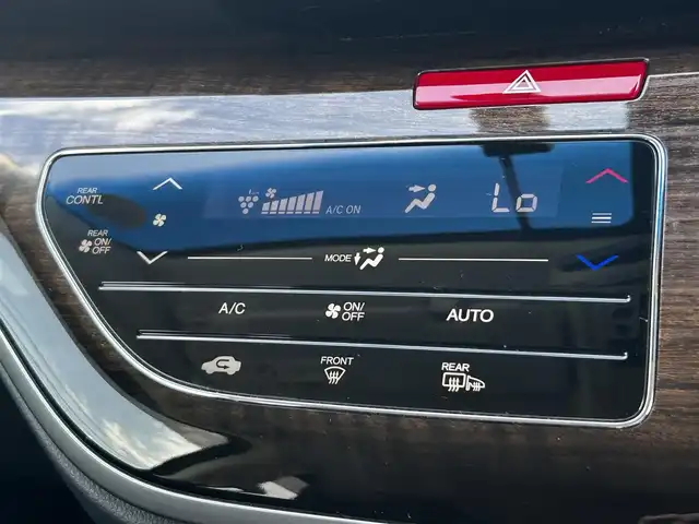 ホンダ オデッセイ 福島県 2019(平31)年 3万km クリスタルブラックパール Honda SENSING/・衝突軽減ブレーキ/・オートハイビーム/・誤発進抑制機能/・後方誤発進抑制機能/・路外逸脱警報機能/・車線維持支援システム/・歩行者事故低減ステアリング/・先行車発進お知らせ機能/・標識認識機能/純正9inメモリナビ/　【フルセグ/CD/DVD/BT/SD/MSV】/バックカメラ/純正フリップダウンモニター/ステアリングスイッチ/レーダークルーズコントロール/ビルトインETC2.0/前後ドライブレコーダー/両側パワースライドドア/レーンキープアシスト/パーキングアシスト/コーナーセンサー/衝突軽減システム/横滑り防止機能/純正フロアマット/純正ドアバイザー/アイドリングストップ/LEDヘッドライト（AUTO機能付き）