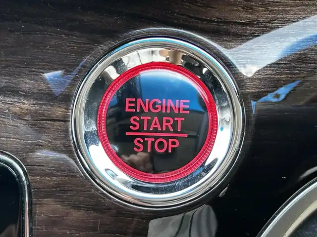 ホンダ オデッセイ 福島県 2019(平31)年 3万km クリスタルブラックパール Honda SENSING/・衝突軽減ブレーキ/・オートハイビーム/・誤発進抑制機能/・後方誤発進抑制機能/・路外逸脱警報機能/・車線維持支援システム/・歩行者事故低減ステアリング/・先行車発進お知らせ機能/・標識認識機能/純正9inメモリナビ/　【フルセグ/CD/DVD/BT/SD/MSV】/バックカメラ/純正フリップダウンモニター/ステアリングスイッチ/レーダークルーズコントロール/ビルトインETC2.0/前後ドライブレコーダー/両側パワースライドドア/レーンキープアシスト/パーキングアシスト/コーナーセンサー/衝突軽減システム/横滑り防止機能/純正フロアマット/純正ドアバイザー/アイドリングストップ/LEDヘッドライト（AUTO機能付き）