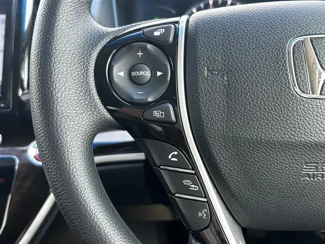 ホンダ オデッセイ 福島県 2019(平31)年 3万km クリスタルブラックパール Honda SENSING/・衝突軽減ブレーキ/・オートハイビーム/・誤発進抑制機能/・後方誤発進抑制機能/・路外逸脱警報機能/・車線維持支援システム/・歩行者事故低減ステアリング/・先行車発進お知らせ機能/・標識認識機能/純正9inメモリナビ/　【フルセグ/CD/DVD/BT/SD/MSV】/バックカメラ/純正フリップダウンモニター/ステアリングスイッチ/レーダークルーズコントロール/ビルトインETC2.0/前後ドライブレコーダー/両側パワースライドドア/レーンキープアシスト/パーキングアシスト/コーナーセンサー/衝突軽減システム/横滑り防止機能/純正フロアマット/純正ドアバイザー/アイドリングストップ/LEDヘッドライト（AUTO機能付き）