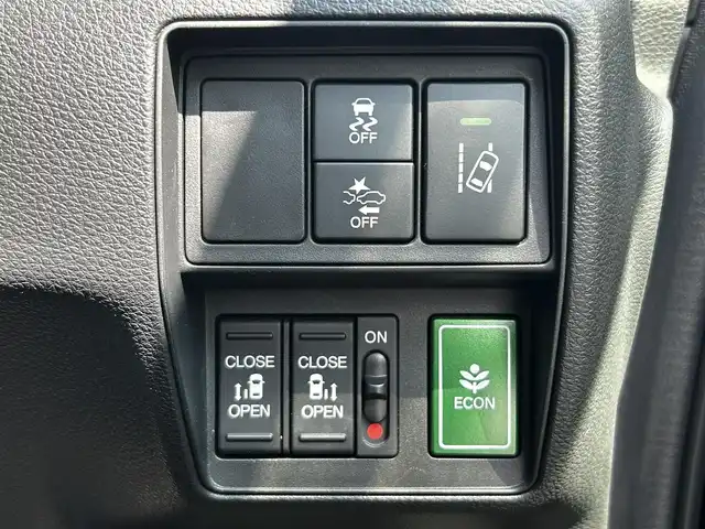 ホンダ オデッセイ 福島県 2019(平31)年 3万km クリスタルブラックパール Honda SENSING/・衝突軽減ブレーキ/・オートハイビーム/・誤発進抑制機能/・後方誤発進抑制機能/・路外逸脱警報機能/・車線維持支援システム/・歩行者事故低減ステアリング/・先行車発進お知らせ機能/・標識認識機能/純正9inメモリナビ/　【フルセグ/CD/DVD/BT/SD/MSV】/バックカメラ/純正フリップダウンモニター/ステアリングスイッチ/レーダークルーズコントロール/ビルトインETC2.0/前後ドライブレコーダー/両側パワースライドドア/レーンキープアシスト/パーキングアシスト/コーナーセンサー/衝突軽減システム/横滑り防止機能/純正フロアマット/純正ドアバイザー/アイドリングストップ/LEDヘッドライト（AUTO機能付き）