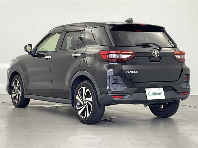 トヨタ ライズ Z 岐阜県 2019(令1)年 3万km ブラックマイカメタリック 9インチディスプレイオーディオ/フルセグTV/Apple car play/iPod/Bluetooth接続/USB入力端子/衝突軽減回避ブレーキ/衝突警報機能/車線逸脱警報機能/先行車発進お知らせ機能/アダプティブドライビングビーム/アイドリングストップ/オートライト/オートハイビーム/コーナーセンサー/標識認識機能/アダクティブクルーズコントロール/レーンキープコントロール/ブラインドスポットモニター/パノラミックビューモニター/ステアリングリモコン/純正ドアバイザー/シートヒーター（運転席＋助手席）/電動格納ミラー/LEDヘッドライト/LEDフォグランプ/プッシュスタート/スマートキー/ETC2.0