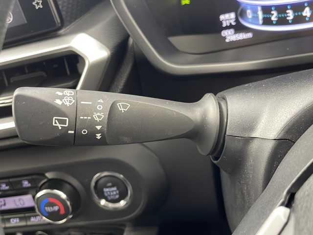 トヨタ ライズ Z 岐阜県 2019(令1)年 3万km ブラックマイカメタリック 9インチディスプレイオーディオ/フルセグTV/Apple car play/iPod/Bluetooth接続/USB入力端子/衝突軽減回避ブレーキ/衝突警報機能/車線逸脱警報機能/先行車発進お知らせ機能/アダプティブドライビングビーム/アイドリングストップ/オートライト/オートハイビーム/コーナーセンサー/標識認識機能/アダクティブクルーズコントロール/レーンキープコントロール/ブラインドスポットモニター/パノラミックビューモニター/ステアリングリモコン/純正ドアバイザー/シートヒーター（運転席＋助手席）/電動格納ミラー/LEDヘッドライト/LEDフォグランプ/プッシュスタート/スマートキー/ETC2.0