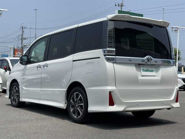 トヨタ ヴォクシー ZS 煌Ⅱ 徳島県 2020(令2)年 2.9万km ホワイトパールクリスタルシャイン 純正10インチSDナビ/（Bluetooth/フルセグ/CD/DVD/SD）/バックカメラ/フリップダウンモニター/衝突軽減ブレーキ/レーンキープアシスト/クルーズコントロール/クリアランスソナー/社外前後ドライブレコーダー/ビルトインETC/ステアリングリモコン/アイドリングストップ