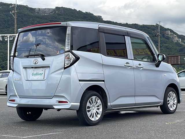 トヨタ タンク X S 福岡県 2017(平29)年 7万km シルバー ・純正ナビ　ワンセグ/・バックカメラ/・スマートキー/・左側パワースライドドア/・シートヒーター/・スマートアシスト/・純正ドアバイザー/・フロアマット/・ABS/・Wエアバック