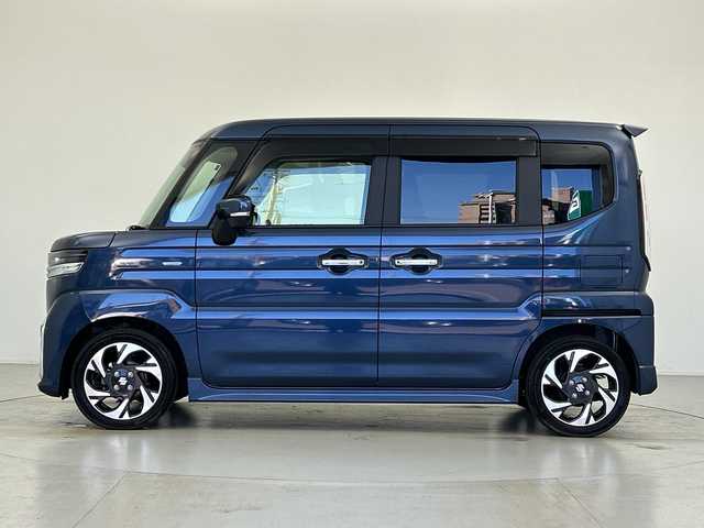 スズキ スペーシア カスタム HYBRID XS 愛知県 2023(令5)年 1.8万km インディゴブルーメタリック 社外８インチナビ/・Ｂｌｕｅｔｏｏｔｈ/・フルセグ/・DVD/CD/・HDMI/・AM/FM/・SD音楽録音/両側パワースライドドア/バックカメラ/シートヒーター/ステアリングヒーター/ＥＴＣ/追従クルコン/ドラレコ型ミラー/衝突軽減/コーナーセンサー/レーンキープ/オートマチックハイビーム/LEDヘッドライト/オットマン/スペアキー