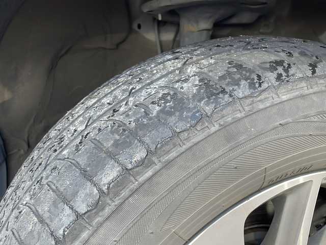 トヨタ ヴェルファイア ハイブリット X 新潟県 2012(平24)年 11万km ホワイトパールクリスタルシャイン コーナーセンサー/キセノンヘッドライト/両側パワスラ　/社外ナビ/BT/CD/USB/ビルトインETC/ipod/フルセグTV/3列シート/オットマン/純正AW/純正フロアマット/カーテンエアバック