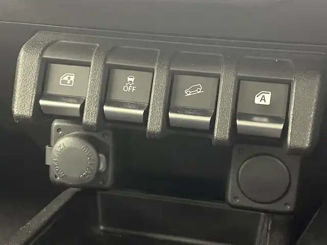 スズキ ジムニー XC 茨城県 2020(令2)年 5万km ジャングルグリーン 社外ナビ/フルセグ/衝突被害軽減ブレーキ/車線逸脱抑制装置/クルーズコントロール/オートマチックハイビーム/シートヒーター/純正15インチAW/LEDヘッドライト/スマートキー/プッシュスタート