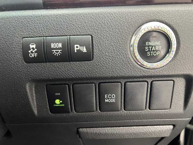 トヨタ ヴェルファイア 2．4Z 大阪府 2012(平24)年 14.1万km ブラック ”(株)IDOMが運営する【じしゃロン堺店】の自社ローン専用車両になります。/こちらは現金またはオートローンご利用時の価格です。自社ローンご希望の方は別途その旨お申付け下さい”