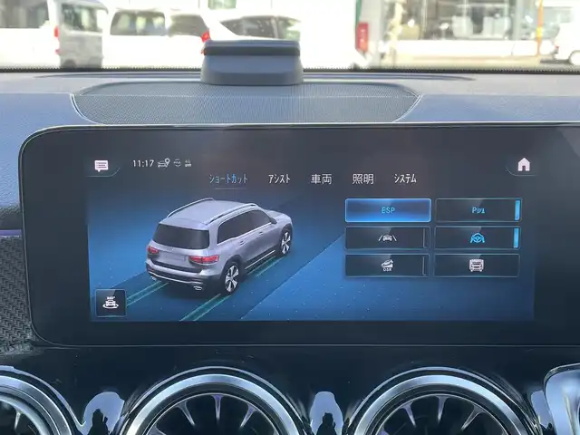 メルセデス・ベンツ Ｍ・ベンツ ＧＬＢ２００ｄ 4マチック AMGライン 群馬県 2023(令5)年 1.7万km デジタルホワイト レーダーセーフティパッケージ/・アダクティブブレーキアシスト/・アダクティブレーンキーピング/・アダクティブクルーズコントロール/・アダクティブステアリング/・パークトロニック/・オートマチックハイビーム/・ブラインドスポットモニター/純正メーカーナビゲーション/（BT/ラジオ/フルセグTV）/全方位カメラ/ビルトインETC/純正前後ドライブレコーダー/前席メモリパワーシート/前席シートヒーター/パワーバックドア/LEDヘッドライト/フォグライト/エントリーライト/アンビエントライト/アイドリングストップ/パドルシフト/ルーフレール/電格ミラー/純正フロアマット/純正19インチアルミホイール