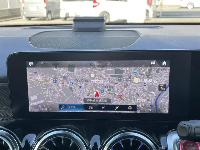 メルセデス・ベンツ Ｍ・ベンツ ＧＬＢ２００ｄ 4マチック AMGライン 群馬県 2023(令5)年 1.7万km デジタルホワイト レーダーセーフティパッケージ/・アダクティブブレーキアシスト/・アダクティブレーンキーピング/・アダクティブクルーズコントロール/・アダクティブステアリング/・パークトロニック/・オートマチックハイビーム/・ブラインドスポットモニター/純正メーカーナビゲーション/（BT/ラジオ/フルセグTV）/全方位カメラ/ビルトインETC/純正前後ドライブレコーダー/前席メモリパワーシート/前席シートヒーター/パワーバックドア/LEDヘッドライト/フォグライト/エントリーライト/アンビエントライト/アイドリングストップ/パドルシフト/ルーフレール/電格ミラー/純正フロアマット/純正19インチアルミホイール