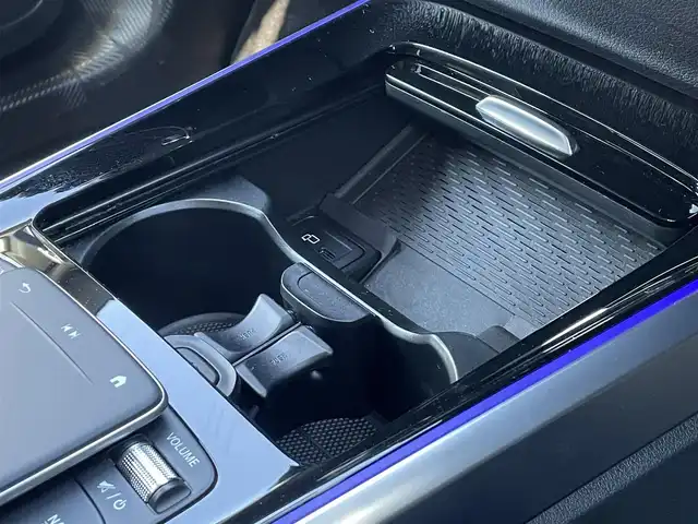 メルセデス・ベンツ Ｍ・ベンツ ＧＬＢ２００ｄ 4マチック AMGライン 群馬県 2023(令5)年 1.7万km デジタルホワイト レーダーセーフティパッケージ/・アダクティブブレーキアシスト/・アダクティブレーンキーピング/・アダクティブクルーズコントロール/・アダクティブステアリング/・パークトロニック/・オートマチックハイビーム/・ブラインドスポットモニター/純正メーカーナビゲーション/（BT/ラジオ/フルセグTV）/全方位カメラ/ビルトインETC/純正前後ドライブレコーダー/前席メモリパワーシート/前席シートヒーター/パワーバックドア/LEDヘッドライト/フォグライト/エントリーライト/アンビエントライト/アイドリングストップ/パドルシフト/ルーフレール/電格ミラー/純正フロアマット/純正19インチアルミホイール