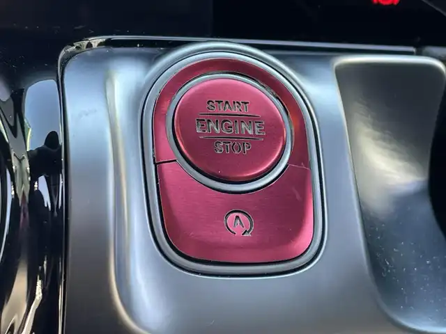 メルセデス・ベンツ Ｍ・ベンツ ＧＬＢ２００ｄ 4マチック AMGライン 群馬県 2023(令5)年 1.7万km デジタルホワイト レーダーセーフティパッケージ/・アダクティブブレーキアシスト/・アダクティブレーンキーピング/・アダクティブクルーズコントロール/・アダクティブステアリング/・パークトロニック/・オートマチックハイビーム/・ブラインドスポットモニター/純正メーカーナビゲーション/（BT/ラジオ/フルセグTV）/全方位カメラ/ビルトインETC/純正前後ドライブレコーダー/前席メモリパワーシート/前席シートヒーター/パワーバックドア/LEDヘッドライト/フォグライト/エントリーライト/アンビエントライト/アイドリングストップ/パドルシフト/ルーフレール/電格ミラー/純正フロアマット/純正19インチアルミホイール