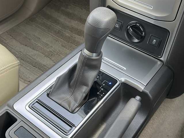 トヨタ ランドクルーザー プラド TX 三重県 2021(令3)年 4.6万km ホワイトパールクリスタルシャイン 社外9型ナビ /バックカメラ /サンルーフ /ビルトインETC /スペアキー /前後コーナーセンサー /レーダークルーズコントロール /レーンキープアシスト /衝突軽減ブレーキ/純正フロアマット /革巻きステアリング/ステアリングスイッチ/LEDヘッドライト/オートハイビーム /オートライト/電動格納ミラー/禁煙車