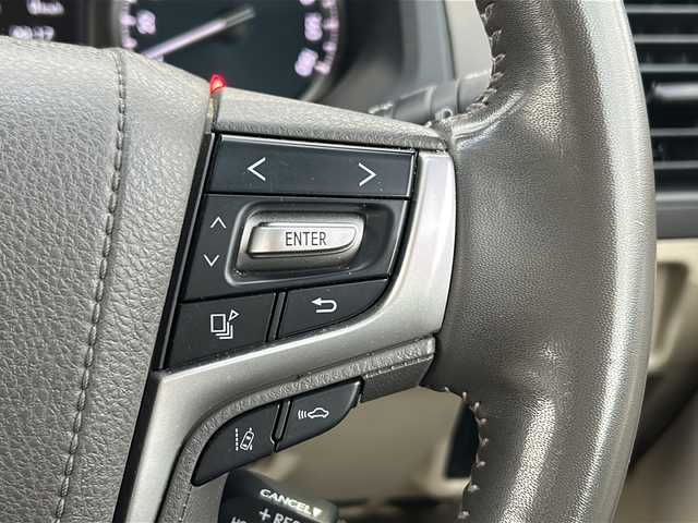 トヨタ ランドクルーザー プラド TX 三重県 2021(令3)年 4.6万km ホワイトパールクリスタルシャイン 社外9型ナビ /バックカメラ /サンルーフ /ビルトインETC /スペアキー /前後コーナーセンサー /レーダークルーズコントロール /レーンキープアシスト /衝突軽減ブレーキ/純正フロアマット /革巻きステアリング/ステアリングスイッチ/LEDヘッドライト/オートハイビーム /オートライト/電動格納ミラー/禁煙車