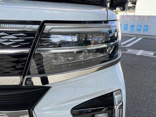 ダイハツ タント カスタム RS 大阪府 2024(令6)年 2.1万km ブラックマイカメタリック/シャイニングホワイトパール 純正ディスプレイオーディオ/フルセグTV/Bluetooth/バックカメラ/アラウンドビュー/パーキングアシスト/衝突軽減システム/車線逸脱警報/横滑り防止/両側パワースライドドア/アイドリングストップ/スマートキー/プッシュスタート/ETC/ドラレコ/スペアキー