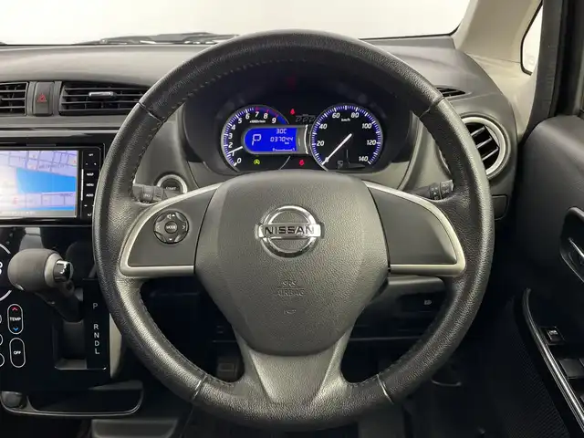 日産 デイズ ハイウェイスターX 鹿児島県 2018(平30)年 3.7万km ブラック 社外ＳＤナビ　/（フルセグ/Ｂｌｕｅｔｏｏｔｈ/CD/DVD)　/アラウンドビューモニター　/バックカメラ/オートマチックハイビーム　/エマージェンシーブレーキ　/アイドリングストップ　/ステアリングスイッチ　/純正フロアマット　/電動格納ミラー