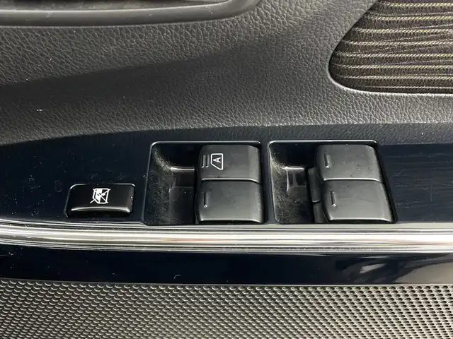 日産 デイズ ハイウェイスターX 鹿児島県 2018(平30)年 3.7万km ブラック 社外ＳＤナビ　/（フルセグ/Ｂｌｕｅｔｏｏｔｈ/CD/DVD)　/アラウンドビューモニター　/バックカメラ/オートマチックハイビーム　/エマージェンシーブレーキ　/アイドリングストップ　/ステアリングスイッチ　/純正フロアマット　/電動格納ミラー
