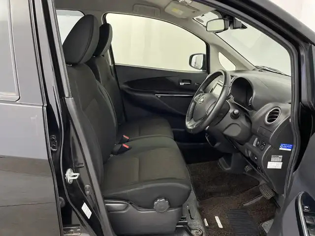 日産 デイズ ハイウェイスターX 鹿児島県 2018(平30)年 3.7万km ブラック 社外ＳＤナビ　/（フルセグ/Ｂｌｕｅｔｏｏｔｈ/CD/DVD)　/アラウンドビューモニター　/バックカメラ/オートマチックハイビーム　/エマージェンシーブレーキ　/アイドリングストップ　/ステアリングスイッチ　/純正フロアマット　/電動格納ミラー