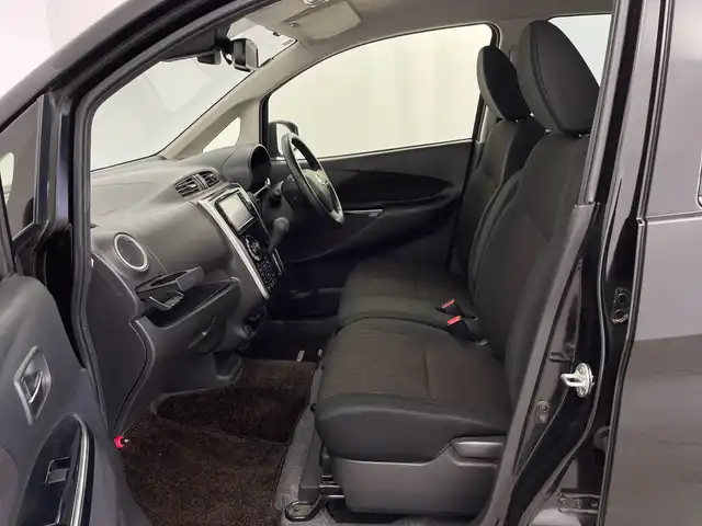 日産 デイズ ハイウェイスターX 鹿児島県 2018(平30)年 3.7万km ブラック 社外ＳＤナビ　/（フルセグ/Ｂｌｕｅｔｏｏｔｈ/CD/DVD)　/アラウンドビューモニター　/バックカメラ/オートマチックハイビーム　/エマージェンシーブレーキ　/アイドリングストップ　/ステアリングスイッチ　/純正フロアマット　/電動格納ミラー