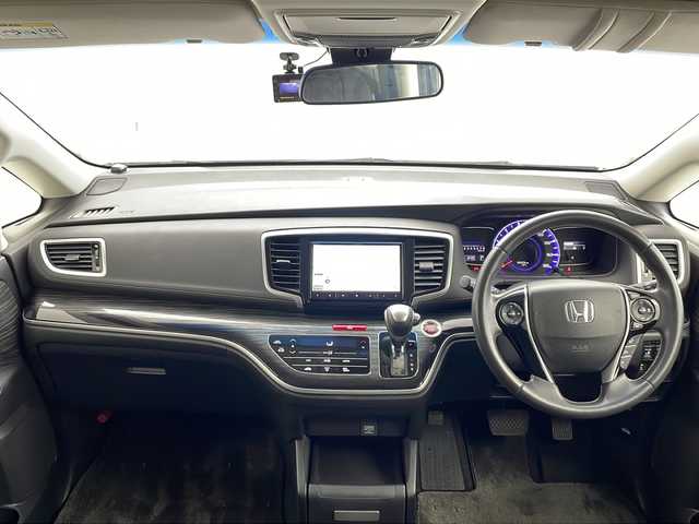 ホンダ オデッセイ アブソルート 20thアニバーサリー 茨城県 2015(平27)年 2.5万km ホワイトオーキッドパール ８型ナビ　バックモニター　フリップダウンモニター　両側電動スライドドア　レーダークルーズコントロール　レーンキープアシスト　パドルシフト　純正１７インチＡＷ　ＬＥＤヘッドランプ　フォグランプ