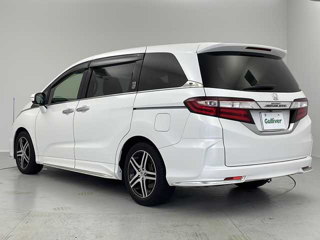 ホンダ オデッセイ アブソルート 20thアニバーサリー 茨城県 2015(平27)年 2.5万km ホワイトオーキッドパール ８型ナビ　バックモニター　フリップダウンモニター　両側電動スライドドア　レーダークルーズコントロール　レーンキープアシスト　パドルシフト　純正１７インチＡＷ　ＬＥＤヘッドランプ　フォグランプ