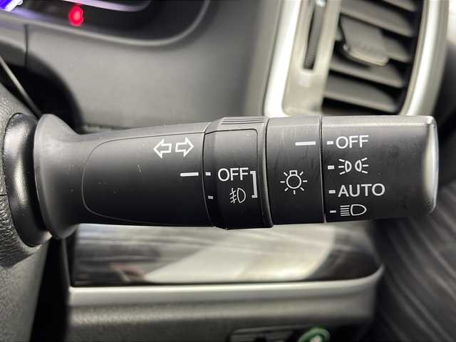 ホンダ オデッセイ アブソルート 20thアニバーサリー 茨城県 2015(平27)年 2.5万km ホワイトオーキッドパール ８型ナビ　バックモニター　フリップダウンモニター　両側電動スライドドア　レーダークルーズコントロール　レーンキープアシスト　パドルシフト　純正１７インチＡＷ　ＬＥＤヘッドランプ　フォグランプ