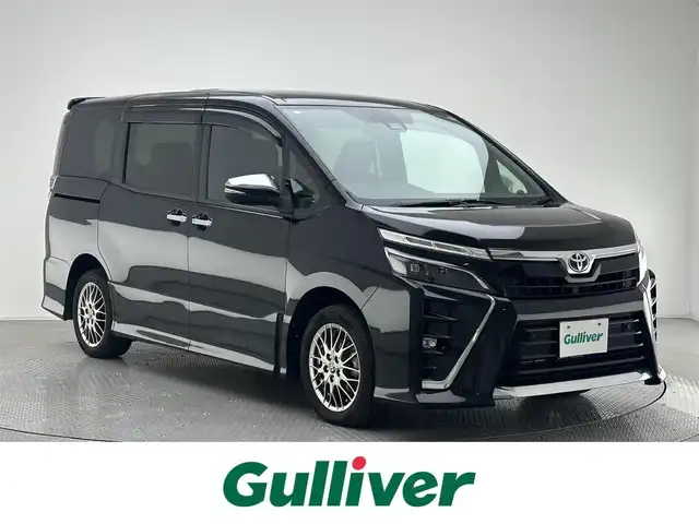 トヨタ ヴォクシー ハイブリッド ZS 煌Ⅱ 兵庫県 2020(令2)年 4.6万km ブラック 純正9インチSD(CD/DVD/SD/Bt/フルセグ)/・NSZT-Y68T/バックカメラ/純正フリップダウンモニター/両側パワースライドドア/クルーズコントロール/PKSB/LDA/オートハイビーム/シートヒーター/LEDヘッドライト/LEDフォグ/クリアランスソナー/ビルトインETC/純正１６AW/社外マット・純正バイザー