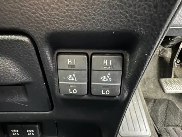 トヨタ ヴォクシー ハイブリッド ZS 煌Ⅱ 兵庫県 2020(令2)年 4.6万km ブラック 純正9インチSD(CD/DVD/SD/Bt/フルセグ)/・NSZT-Y68T/バックカメラ/純正フリップダウンモニター/両側パワースライドドア/クルーズコントロール/PKSB/LDA/オートハイビーム/シートヒーター/LEDヘッドライト/LEDフォグ/クリアランスソナー/ビルトインETC/純正１６AW/社外マット・純正バイザー