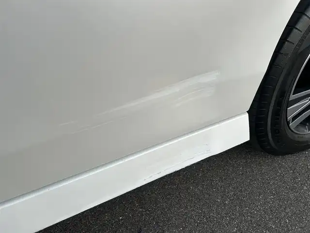 日産 セレナ ハイウェイスター V 岡山県 2023(令5)年 7万km プリズムホワイト 登録時走行距離70242km/純正12.3インチナビ/フルセグTV(AM.FM.TV.BT)/AppleCarPlay/両側パワースライドドア/アラウンドビューモニター/デジタルインナーミラー/純正ドライブレコーダー/純正防水シート/ETC2.0/プロパイロット/クリアランスソナー/衝突軽減ブレーキ/横滑り防止装置/クルーズコントロール(追従走行あり)/車線逸脱警報（レーンキープアシスト）/オートライト/オートマチックハイビーム/デュアルバックドア/アイドリングストップ/16インチ純正AW/純正フロアマット