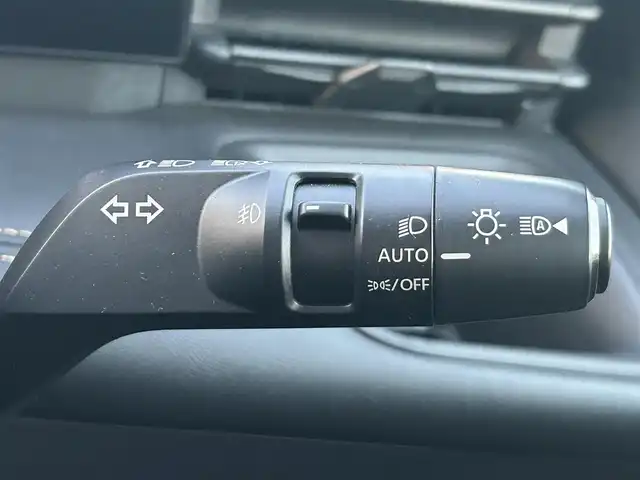 日産 セレナ ハイウェイスター V 岡山県 2023(令5)年 7万km プリズムホワイト 登録時走行距離70242km/純正12.3インチナビ/フルセグTV(AM.FM.TV.BT)/AppleCarPlay/両側パワースライドドア/アラウンドビューモニター/デジタルインナーミラー/純正ドライブレコーダー/純正防水シート/ETC2.0/プロパイロット/クリアランスソナー/衝突軽減ブレーキ/横滑り防止装置/クルーズコントロール(追従走行あり)/車線逸脱警報（レーンキープアシスト）/オートライト/オートマチックハイビーム/デュアルバックドア/アイドリングストップ/16インチ純正AW/純正フロアマット