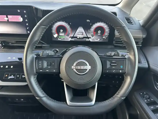 日産 セレナ ハイウェイスター V 岡山県 2023(令5)年 7万km プリズムホワイト 登録時走行距離70242km/純正12.3インチナビ/フルセグTV(AM.FM.TV.BT)/AppleCarPlay/両側パワースライドドア/アラウンドビューモニター/デジタルインナーミラー/純正ドライブレコーダー/純正防水シート/ETC2.0/プロパイロット/クリアランスソナー/衝突軽減ブレーキ/横滑り防止装置/クルーズコントロール(追従走行あり)/車線逸脱警報（レーンキープアシスト）/オートライト/オートマチックハイビーム/デュアルバックドア/アイドリングストップ/16インチ純正AW/純正フロアマット