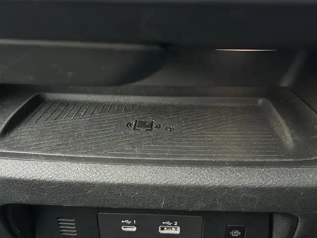 日産 セレナ ハイウェイスター V 岡山県 2023(令5)年 7万km プリズムホワイト 登録時走行距離70242km/純正12.3インチナビ/フルセグTV(AM.FM.TV.BT)/AppleCarPlay/両側パワースライドドア/アラウンドビューモニター/デジタルインナーミラー/純正ドライブレコーダー/純正防水シート/ETC2.0/プロパイロット/クリアランスソナー/衝突軽減ブレーキ/横滑り防止装置/クルーズコントロール(追従走行あり)/車線逸脱警報（レーンキープアシスト）/オートライト/オートマチックハイビーム/デュアルバックドア/アイドリングストップ/16インチ純正AW/純正フロアマット