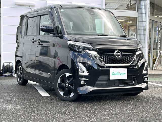日産 ルークス ハイウェイスター X 愛知県 2021(令3)年 3.2万km ブラック ・禁煙車/・ワンオーナー/・純正ナビ/フルセグTV/　（MM320D-L）/・Bluetooth/USB/AUX/・アラウンドビューモニター/・ビルトインETC/・エマージェンシーブレーキ/・LDW/・先行車発進お知らせ/・左パワースライドドア/・ステアスイッチ/・電動格納ミラーウインカー/・純正１４インチアルミ/・LEDオートライト/・フォグランプ/・後席サンシェイド/・アイドリングストップ/・プッシュスタート/・ドアバイザー/・純正フロアマット/・新車保証書/・取扱説明書/・スペアキー