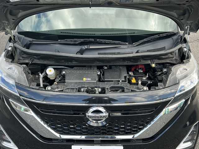 日産 ルークス ハイウェイスター X 愛知県 2021(令3)年 3.2万km ブラック ・禁煙車/・ワンオーナー/・純正ナビ/フルセグTV/　（MM320D-L）/・Bluetooth/USB/AUX/・アラウンドビューモニター/・ビルトインETC/・エマージェンシーブレーキ/・LDW/・先行車発進お知らせ/・左パワースライドドア/・ステアスイッチ/・電動格納ミラーウインカー/・純正１４インチアルミ/・LEDオートライト/・フォグランプ/・後席サンシェイド/・アイドリングストップ/・プッシュスタート/・ドアバイザー/・純正フロアマット/・新車保証書/・取扱説明書/・スペアキー