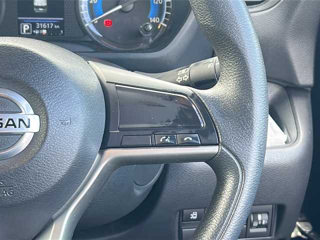 日産 ルークス ハイウェイスター X 愛知県 2021(令3)年 3.2万km ブラック ・禁煙車/・ワンオーナー/・純正ナビ/フルセグTV/　（MM320D-L）/・Bluetooth/USB/AUX/・アラウンドビューモニター/・ビルトインETC/・エマージェンシーブレーキ/・LDW/・先行車発進お知らせ/・左パワースライドドア/・ステアスイッチ/・電動格納ミラーウインカー/・純正１４インチアルミ/・LEDオートライト/・フォグランプ/・後席サンシェイド/・アイドリングストップ/・プッシュスタート/・ドアバイザー/・純正フロアマット/・新車保証書/・取扱説明書/・スペアキー