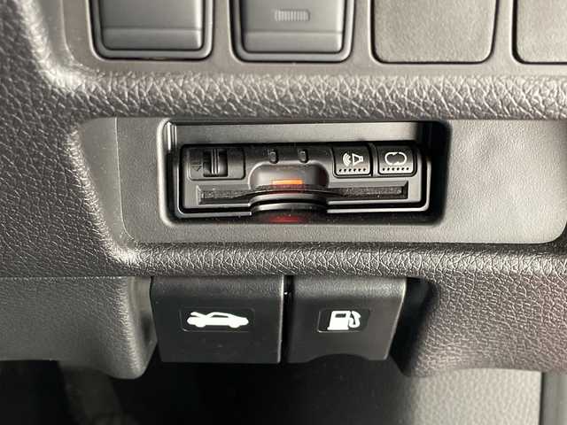 日産 エクストレイル 20X 愛知県 2017(平29)年 4.8万km ガーネットレッド 純正ナビ/全方位カメラ/シートヒーター全席/LEDヘッドライト/電動リアゲート/コーナーセンサー/純正アルミホイール/４WD/LEDヘッドライト/インテリジェントミラー/ダウンヒルアシストコントロール/ETC/ステアリングスイッチ/スマートキー/プッシュスタート