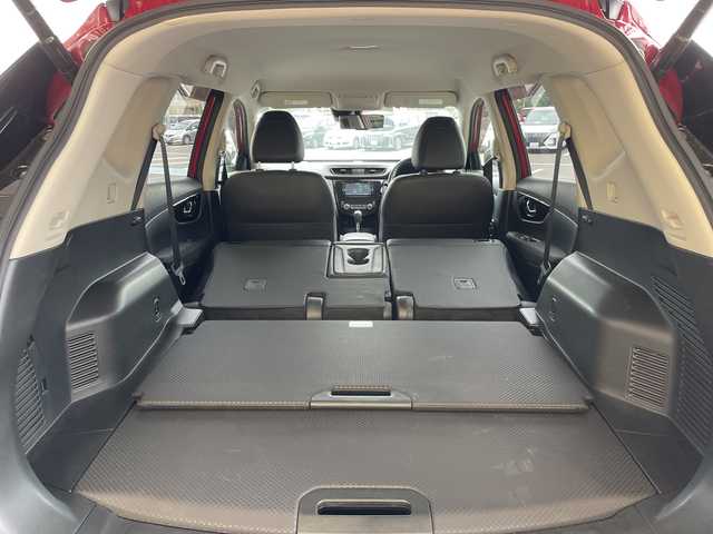 日産 エクストレイル 20X 愛知県 2017(平29)年 4.8万km ガーネットレッド 純正ナビ/全方位カメラ/シートヒーター全席/LEDヘッドライト/電動リアゲート/コーナーセンサー/純正アルミホイール/４WD/LEDヘッドライト/インテリジェントミラー/ダウンヒルアシストコントロール/ETC/ステアリングスイッチ/スマートキー/プッシュスタート