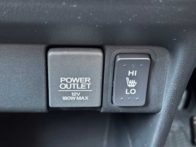 ホンダ Ｎ ＢＯＸ SSパッケージ 宮城県 2015(平27)年 6.5万km ポリッシュドメタルメタリック 登録時走行距離64496ｋｍ/１オーナー/純正ナビ/フルセグTV/Bluetooth/USB/DVD/CD/FM/AM/両側パワースライド/横滑り防止装置/シティブレーキアクティブシステム/シートヒーター/プッシュスタート/スマートキー/スペアキー×１/ステアリングリモコン/オートライト/バックカメラ/アイドリングストップ/純正フロアマット/LEDライト/フォグランプ/純正アルミホイール/ドアバイザー/電動格納ミラー