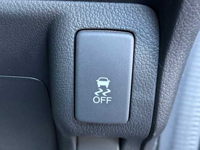 ホンダ Ｎ ＢＯＸ SSパッケージ 宮城県 2015(平27)年 6.5万km ポリッシュドメタルメタリック 登録時走行距離64496ｋｍ/１オーナー/純正ナビ/フルセグTV/Bluetooth/USB/DVD/CD/FM/AM/両側パワースライド/横滑り防止装置/シティブレーキアクティブシステム/シートヒーター/プッシュスタート/スマートキー/スペアキー×１/ステアリングリモコン/オートライト/バックカメラ/アイドリングストップ/純正フロアマット/LEDライト/フォグランプ/純正アルミホイール/ドアバイザー/電動格納ミラー