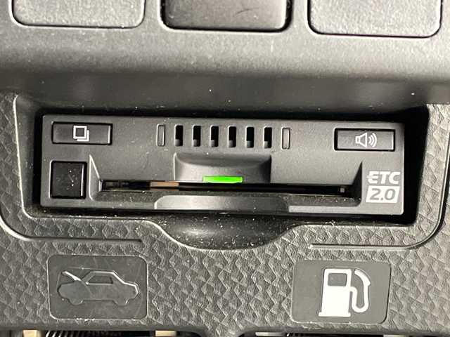 トヨタ ルーミー カスタムG 大阪府 2019(令1)年 2.2万km レーザーブルークリスタルシャイン 禁煙車/スマートアシスト/　・衝突回避支援ブレーキ機能/　・衝突警告機能/　・車線逸脱警報機能/　・先行車発進お知らせ機能/　・誤発進抑制機能/　・アダプティブ・クルーズ・コントロール/　・オートマチックハイビーム/純正ナビ/　（Bluetooth/CD）/フルセグTV/バックカメラ/両側パワースライドドア/LEDヘッドライト/オートライト/フォグランプ/社外15インチアルミホイール/純正フロアマット/コーナーセンサー/スマートキー/ETC