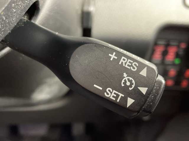 トヨタ ルーミー カスタムG 大阪府 2019(令1)年 2.2万km レーザーブルークリスタルシャイン 禁煙車/スマートアシスト/　・衝突回避支援ブレーキ機能/　・衝突警告機能/　・車線逸脱警報機能/　・先行車発進お知らせ機能/　・誤発進抑制機能/　・アダプティブ・クルーズ・コントロール/　・オートマチックハイビーム/純正ナビ/　（Bluetooth/CD）/フルセグTV/バックカメラ/両側パワースライドドア/LEDヘッドライト/オートライト/フォグランプ/社外15インチアルミホイール/純正フロアマット/コーナーセンサー/スマートキー/ETC