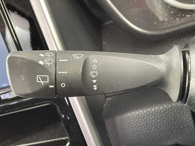 トヨタ ルーミー カスタムG 大阪府 2019(令1)年 2.2万km レーザーブルークリスタルシャイン 禁煙車/スマートアシスト/　・衝突回避支援ブレーキ機能/　・衝突警告機能/　・車線逸脱警報機能/　・先行車発進お知らせ機能/　・誤発進抑制機能/　・アダプティブ・クルーズ・コントロール/　・オートマチックハイビーム/純正ナビ/　（Bluetooth/CD）/フルセグTV/バックカメラ/両側パワースライドドア/LEDヘッドライト/オートライト/フォグランプ/社外15インチアルミホイール/純正フロアマット/コーナーセンサー/スマートキー/ETC